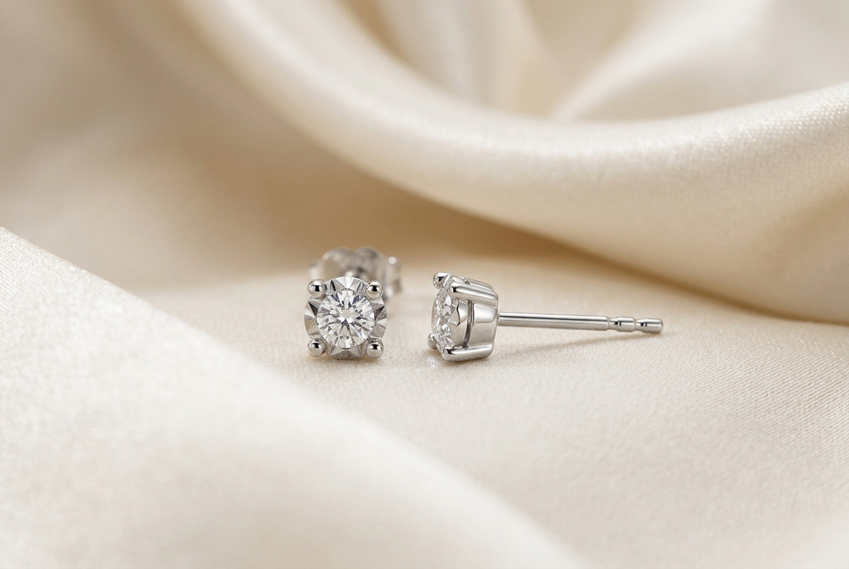 10K WG .20TW DIAMOND ILLUSION STUD EARRINGS