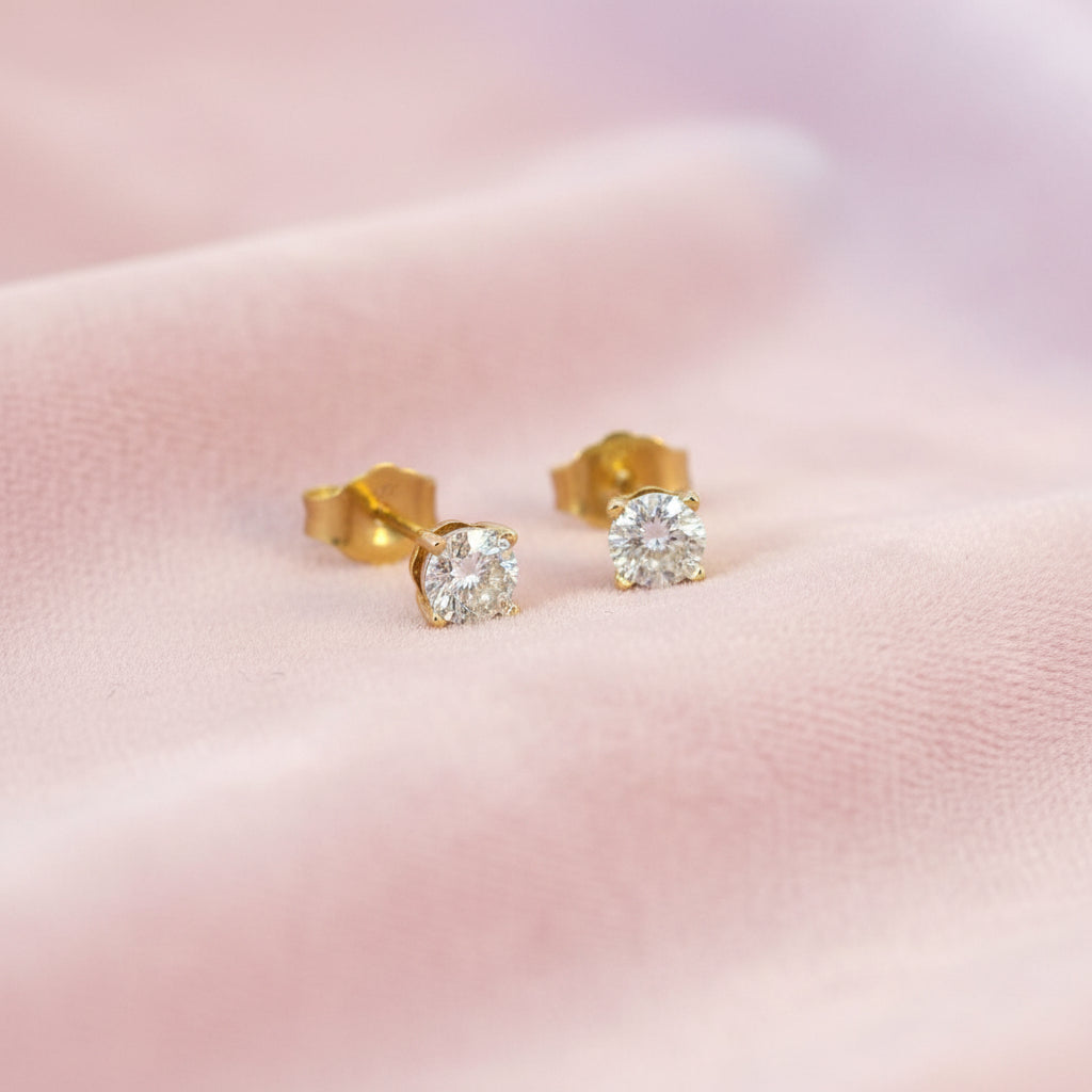 14K YG/WG 0.15CTW DIAMOND 3.5MM "LOVEBRIGHT" CLUSTER STUDS