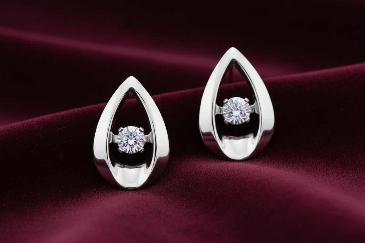 10K WG 0.10ctw Diamond Pulse Studs