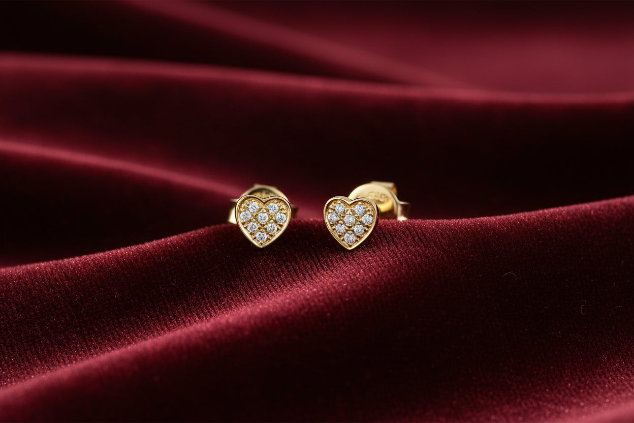 10K YG 0.05CTW DIAMOND HEART STUDS