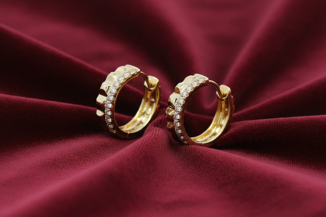14K YG 0.28ctw Diamond Huggies
