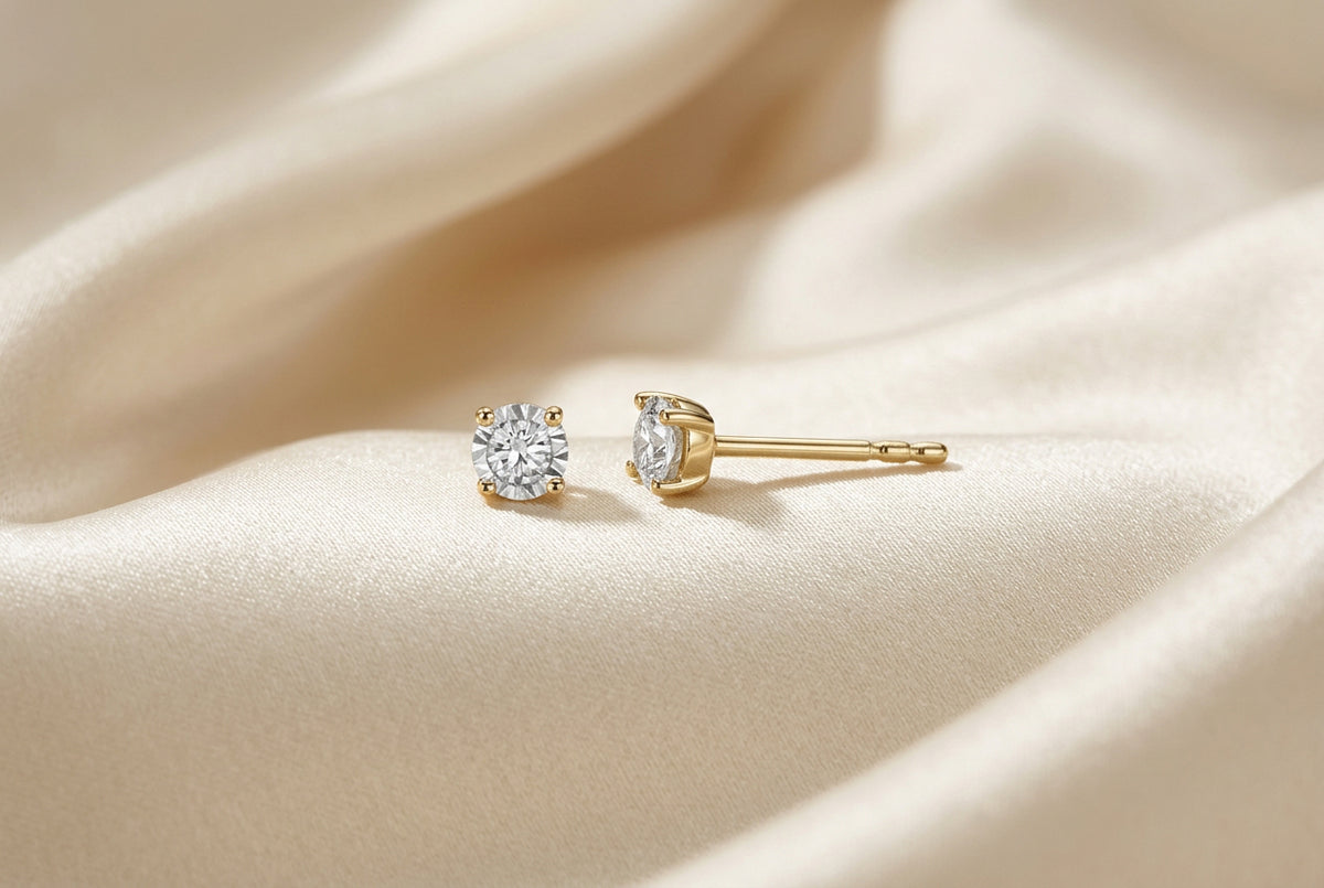 10K Yellow & white gold 0.10ctw diamond studs