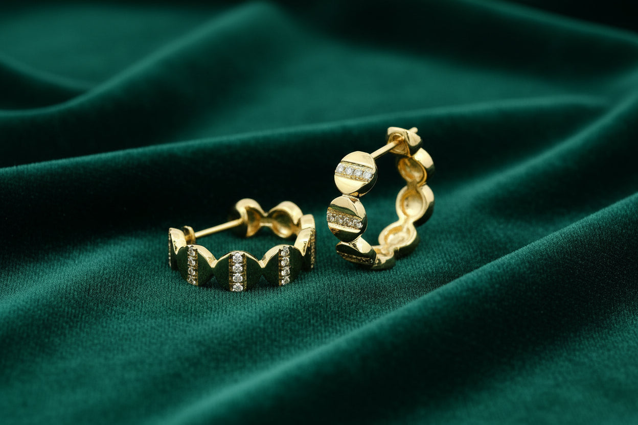 14K YG 0.07ctw Diamond Huggies