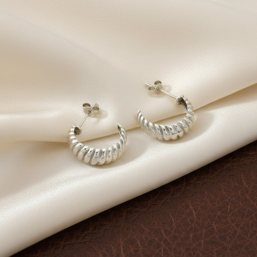 SS RHD TWISTED TAPERED SEMI HOOP STUDS