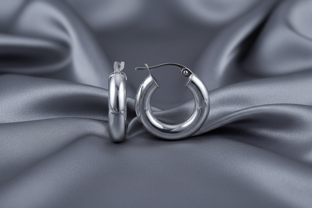 10K WG 4MM X 18MM CLASSIC HOOPS