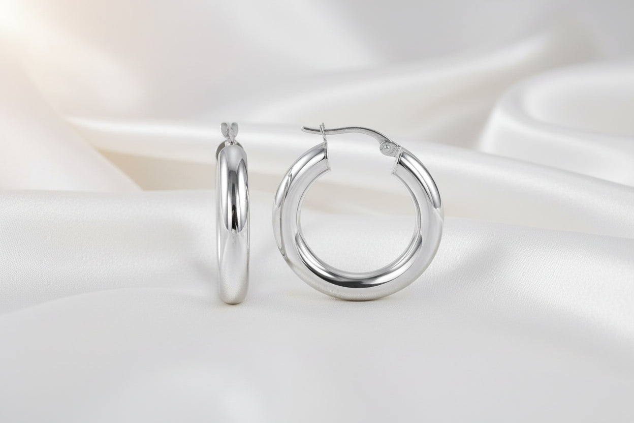 10K WG 4MM X 24MM CLASSIC HOOPS