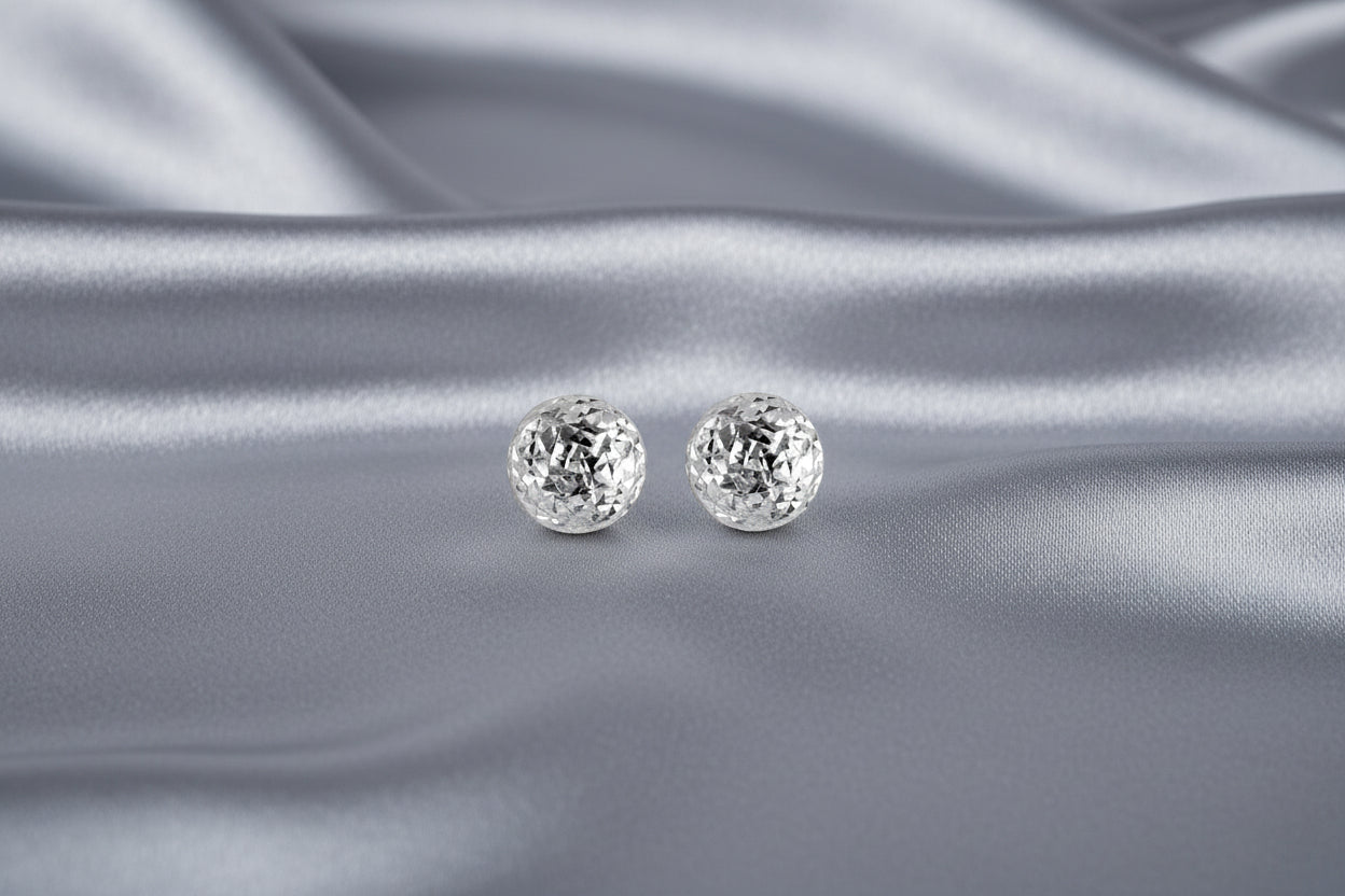 10K WG BELLA COSMO STUDS 5MM
