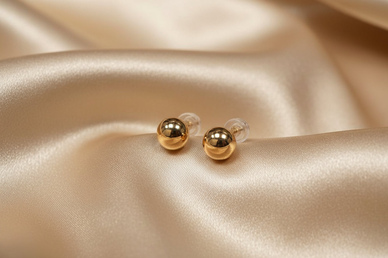 14K YG 6mm Flat Ball Stud Earrings