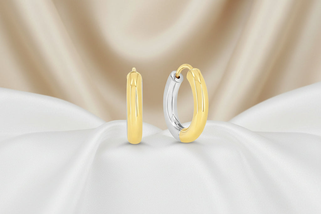 10K YG/WG Tubing Huggie Earrings