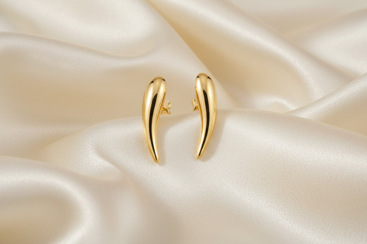 10K YG Lucky Horn Studs 27mm Long