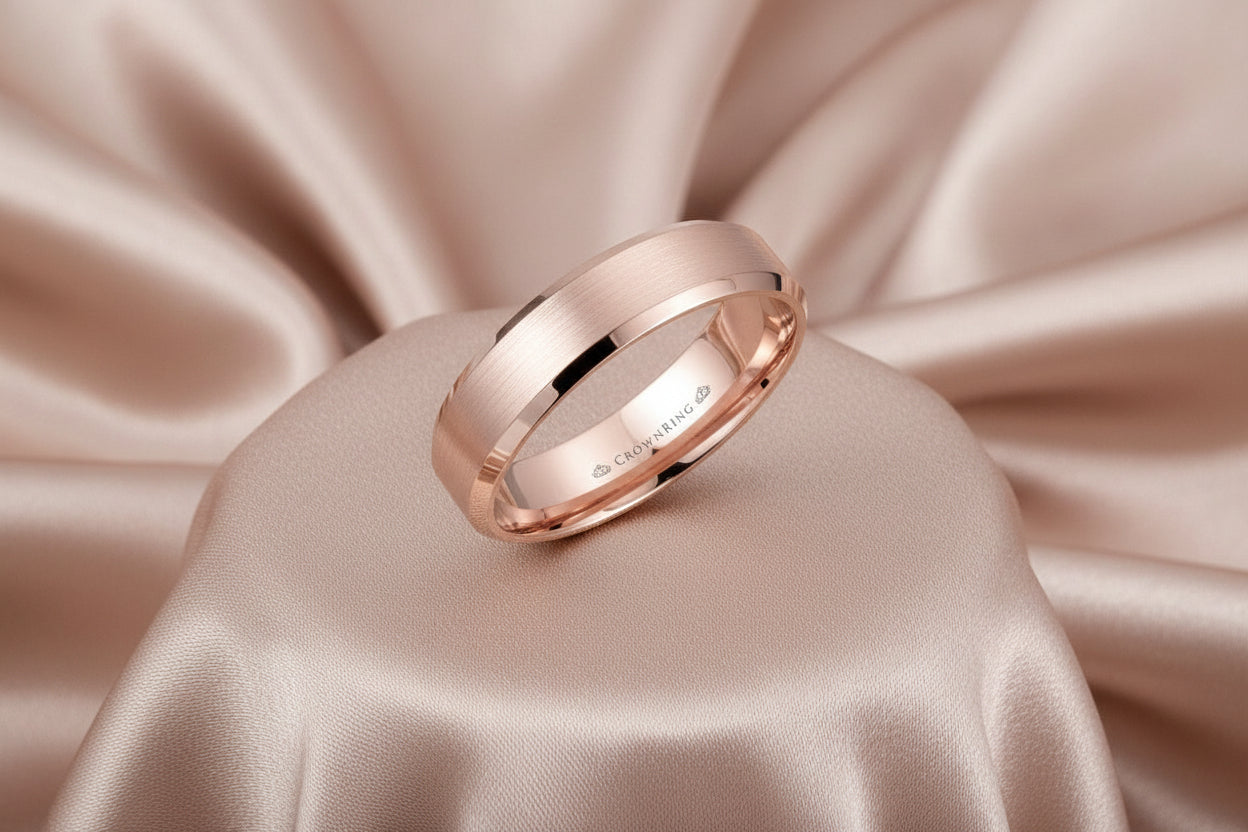 18K RG 6mm Wide, 1.65mm Thick Band with Sandpaper Center & High Polish Edges Sz 10 Warranty # 266338