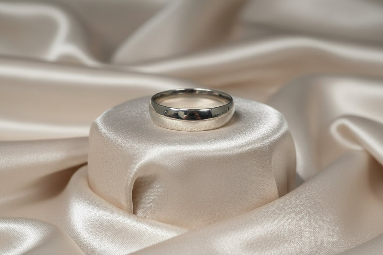 14K WG 6MM WIDE DOME LIGHT HIGH POLISH TRADITIONAL BAND SIZE 10.5