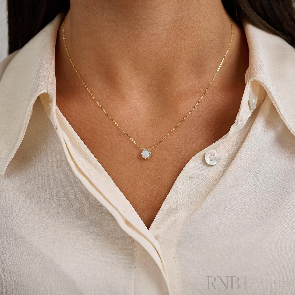 Halo Mother of Pearl Diamond Necklace