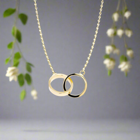 Interlocking Ring Necklace