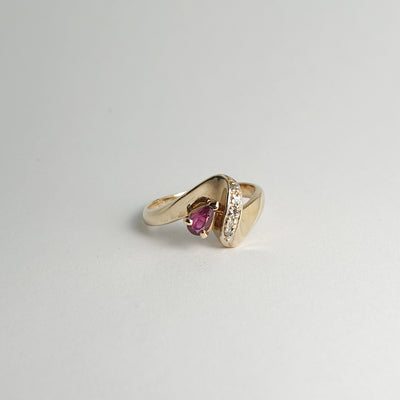Garnet & Diamond Ring