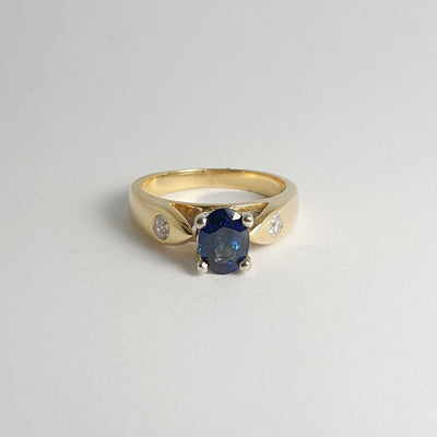 Yellow Gold Sapphire Ring